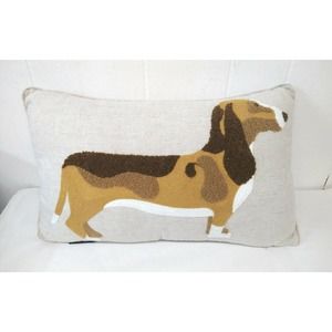 ENVOUGE 19 x 12 Lumbar Throw Pillow Dachshund Weiner Dog Linen Blend (?) Tan
